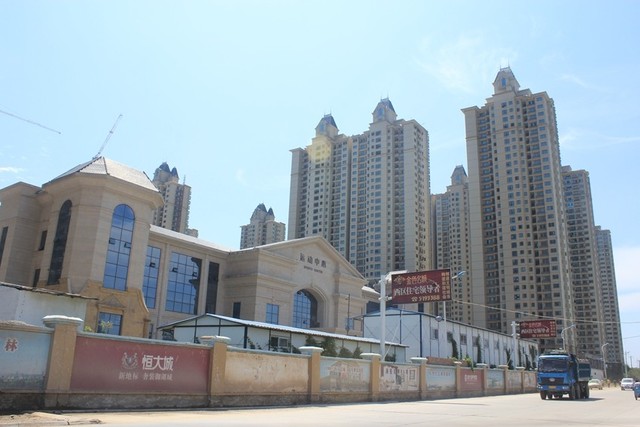 西侧沿街图 7/16