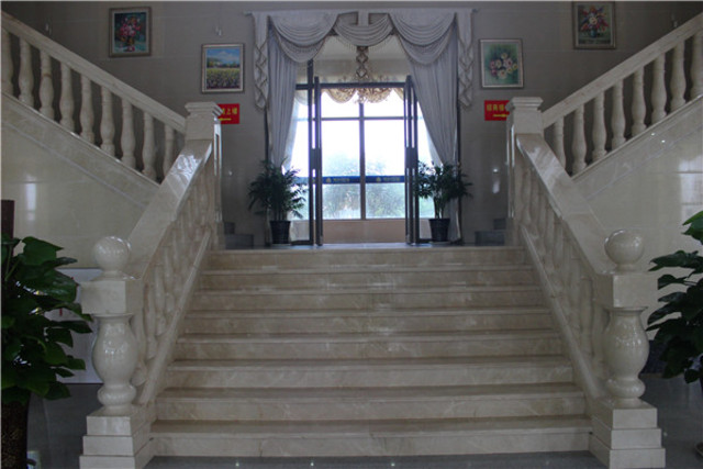 营销中心内景 3/19