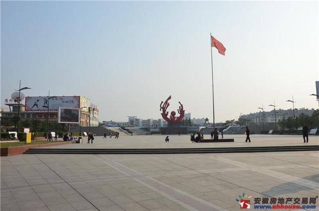 科技文化广场（二中广场） 9/10