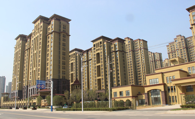 绿茵里南实景 2/17