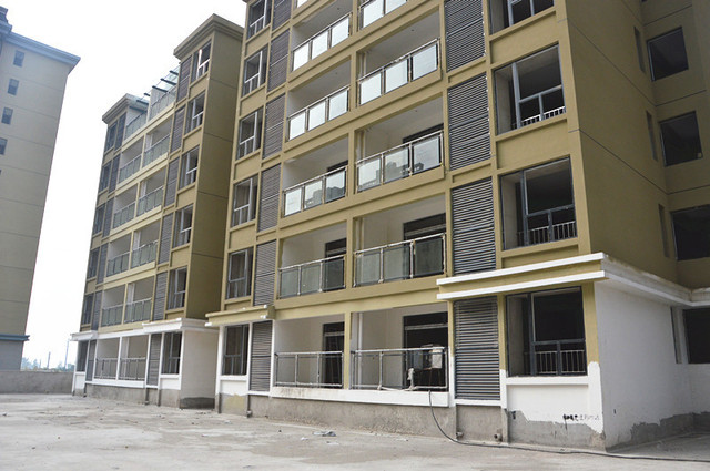 多层住宅近景图 1/5