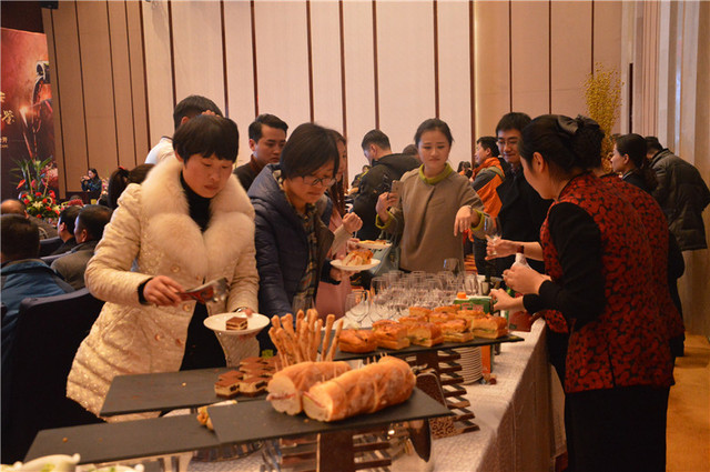 12.6新品发布会 9/12