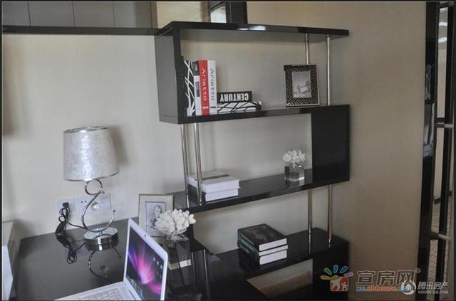 样板间实景图 4/8