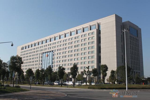 山南配套和环境 1/9