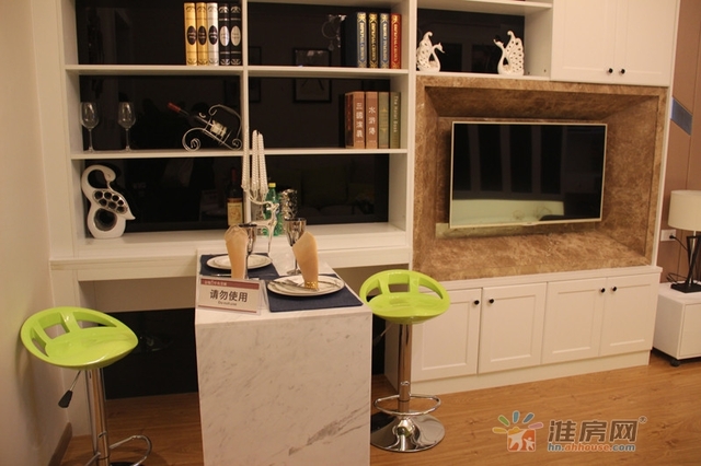 金地中央美域多层电梯公寓 3/27