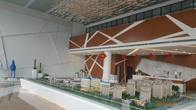 营销中心实景图 15/19