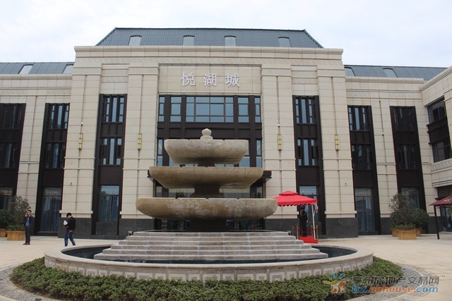 售楼部实景图 2/4