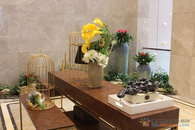 售楼部内景 6/14