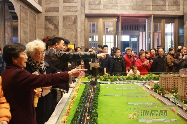 中梁壹号院中式院府示范区 8/13