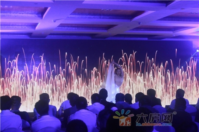 中建蓝城理想之城案名发布会现场活动图 3/11