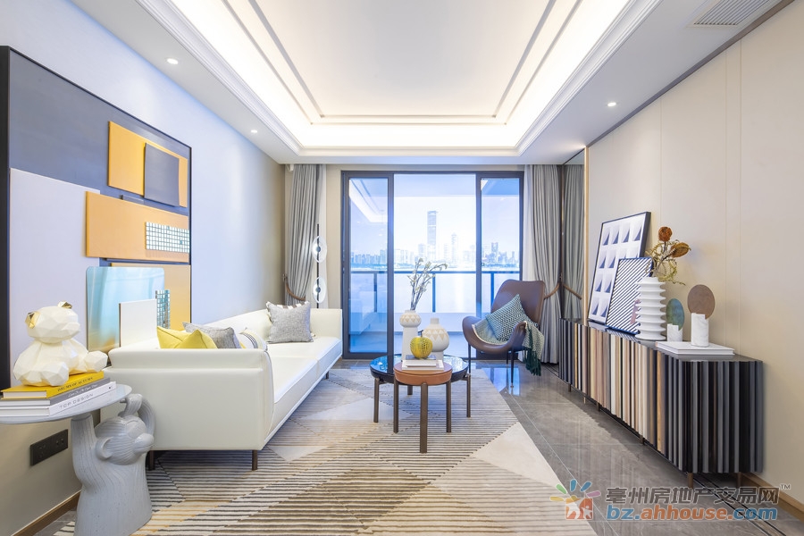 建面95㎡客厅样板间 9/12