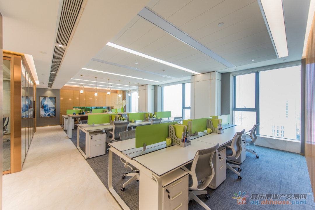 置地·栢悦中心样板间实景图 3/6