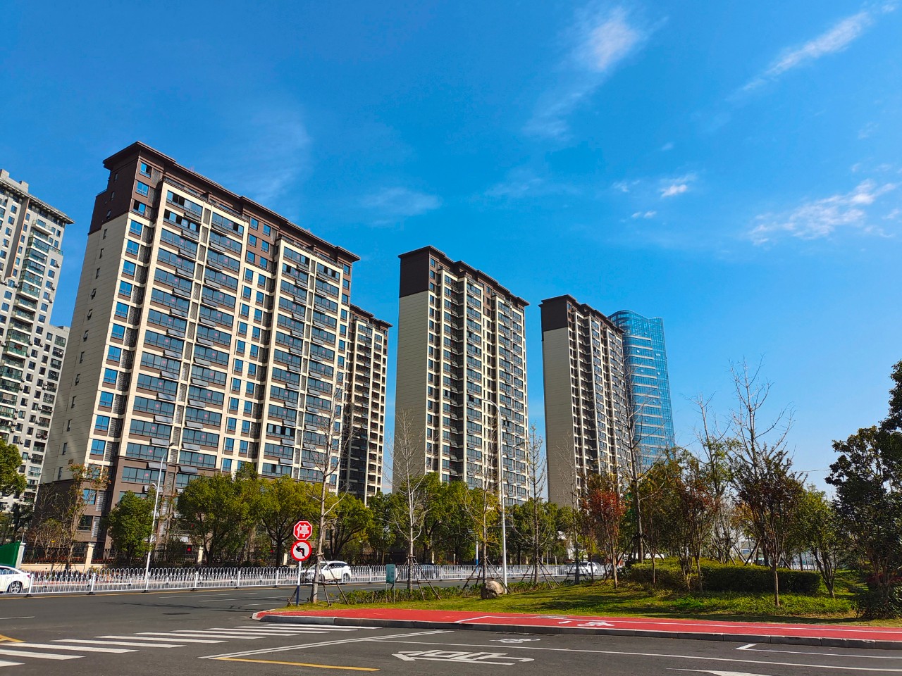 1636707424474157.jpg 1636707424474157.jpg