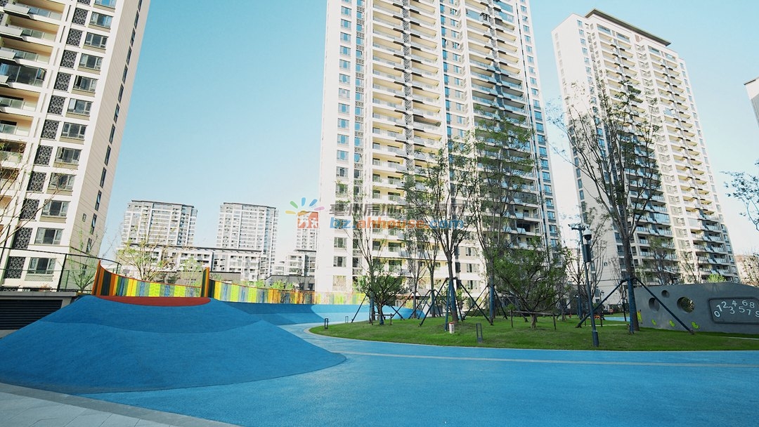 小区实景图 2/16