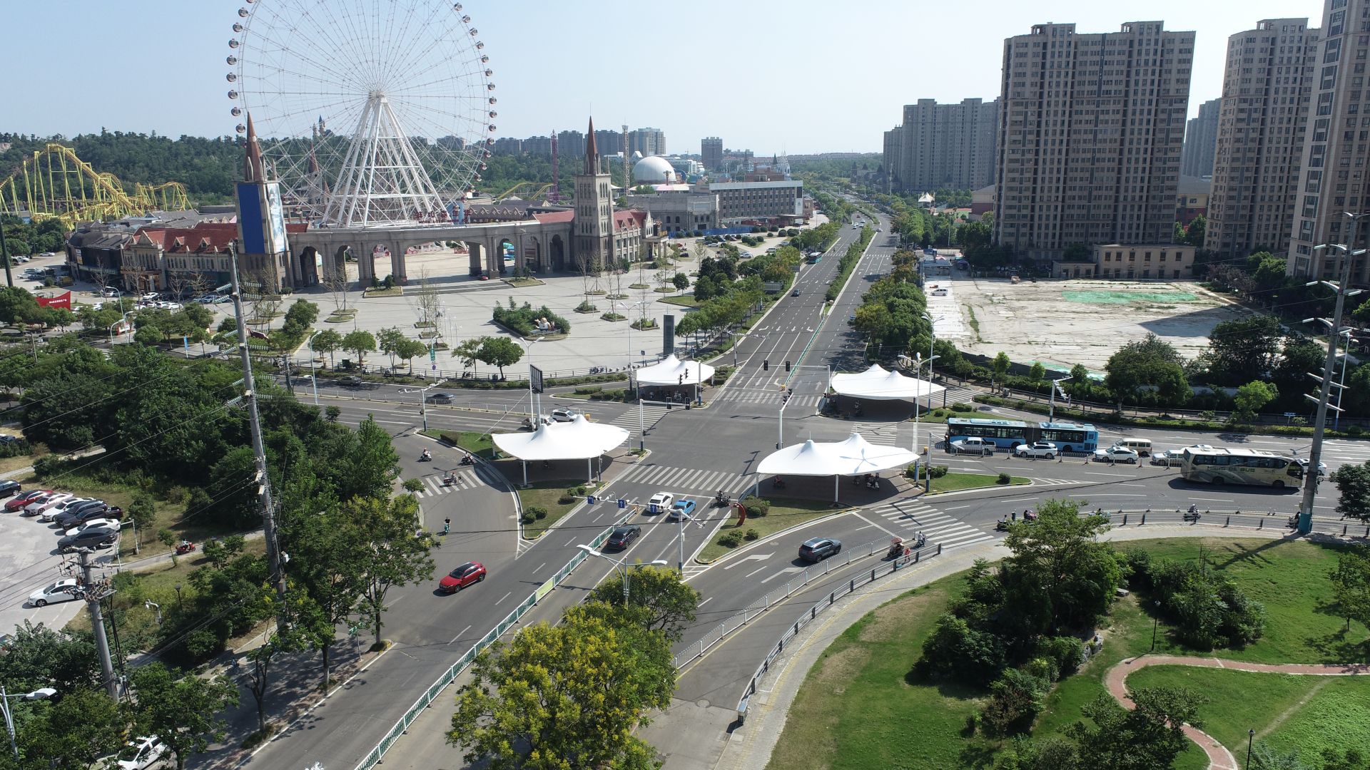 蚌埠街头40个遮阳雨棚全部"上岗" 投入正常使用-蚌房网